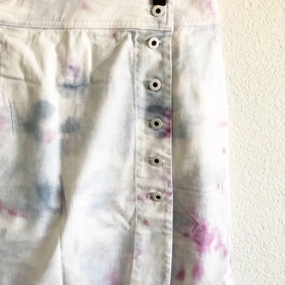 Anthropologie silhouette tie
